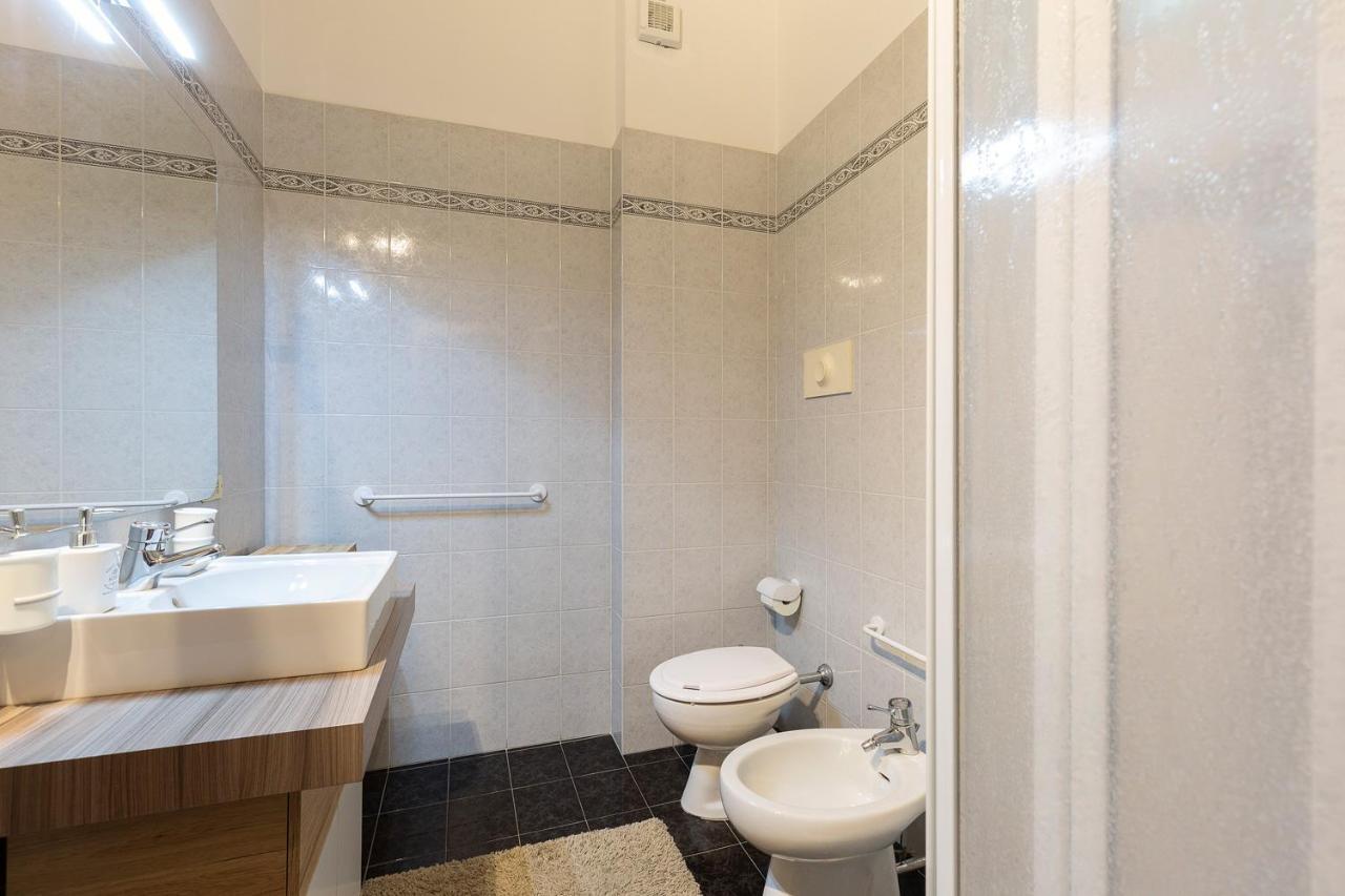 Casa Annalia Lägenhet Piacenza Exteriör bild
